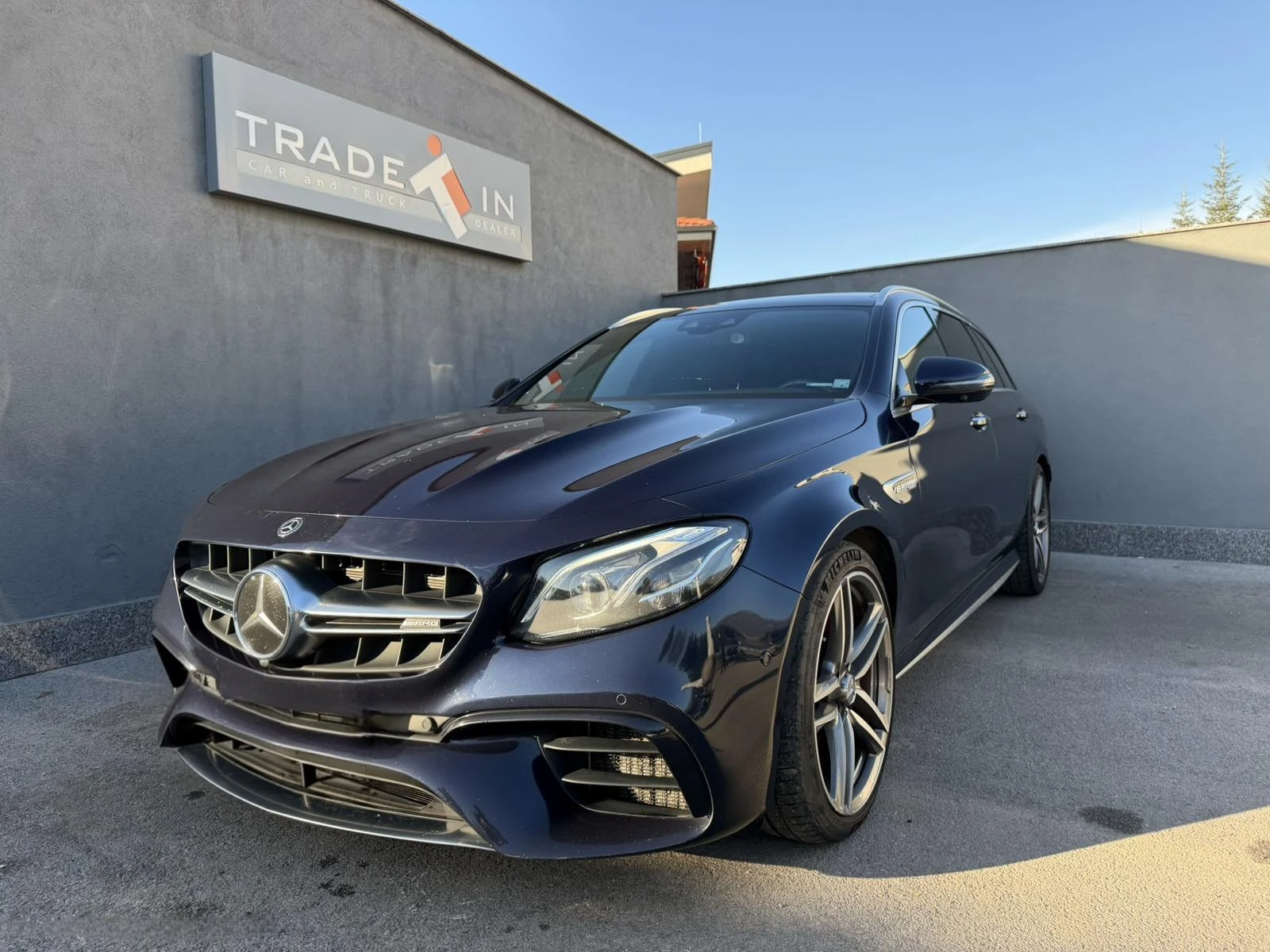 Mercedes-Benz E 63 AMG +  | Mobile.bg � ����������� 1