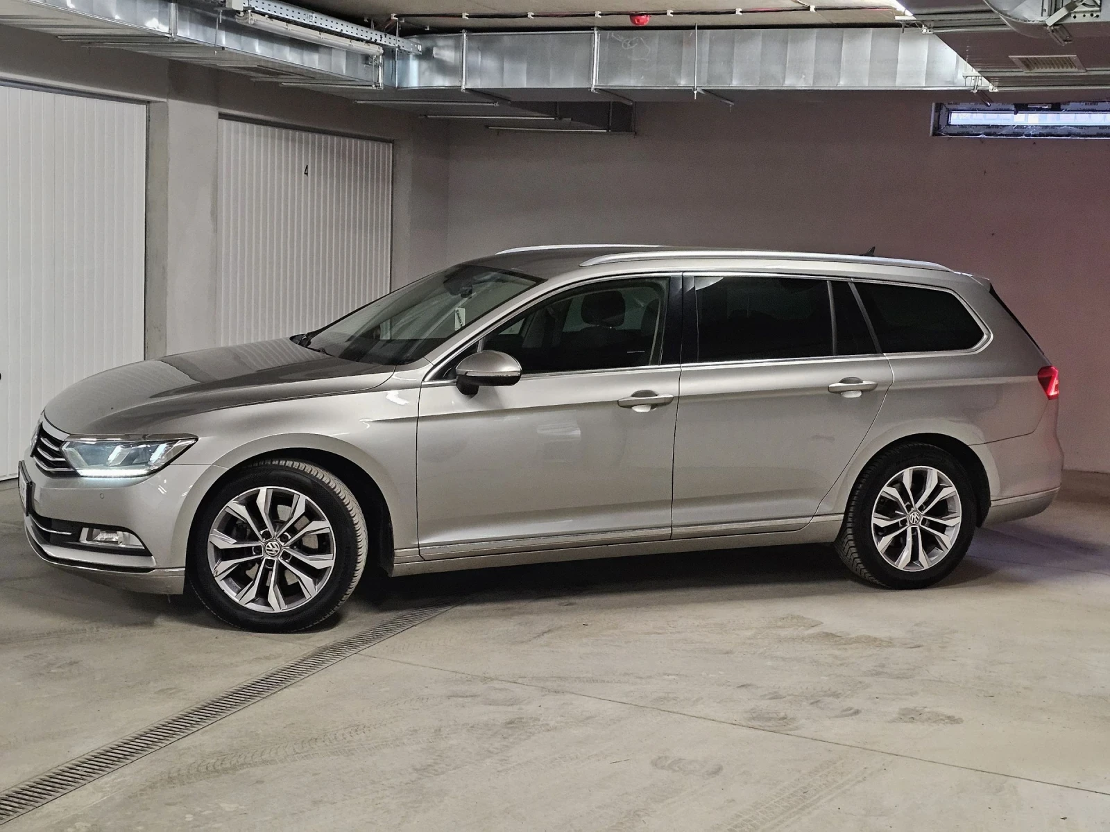 VW Passat 2.0tdi, DSG, DIGITAL, LED | Mobile.bg � ����������� 2