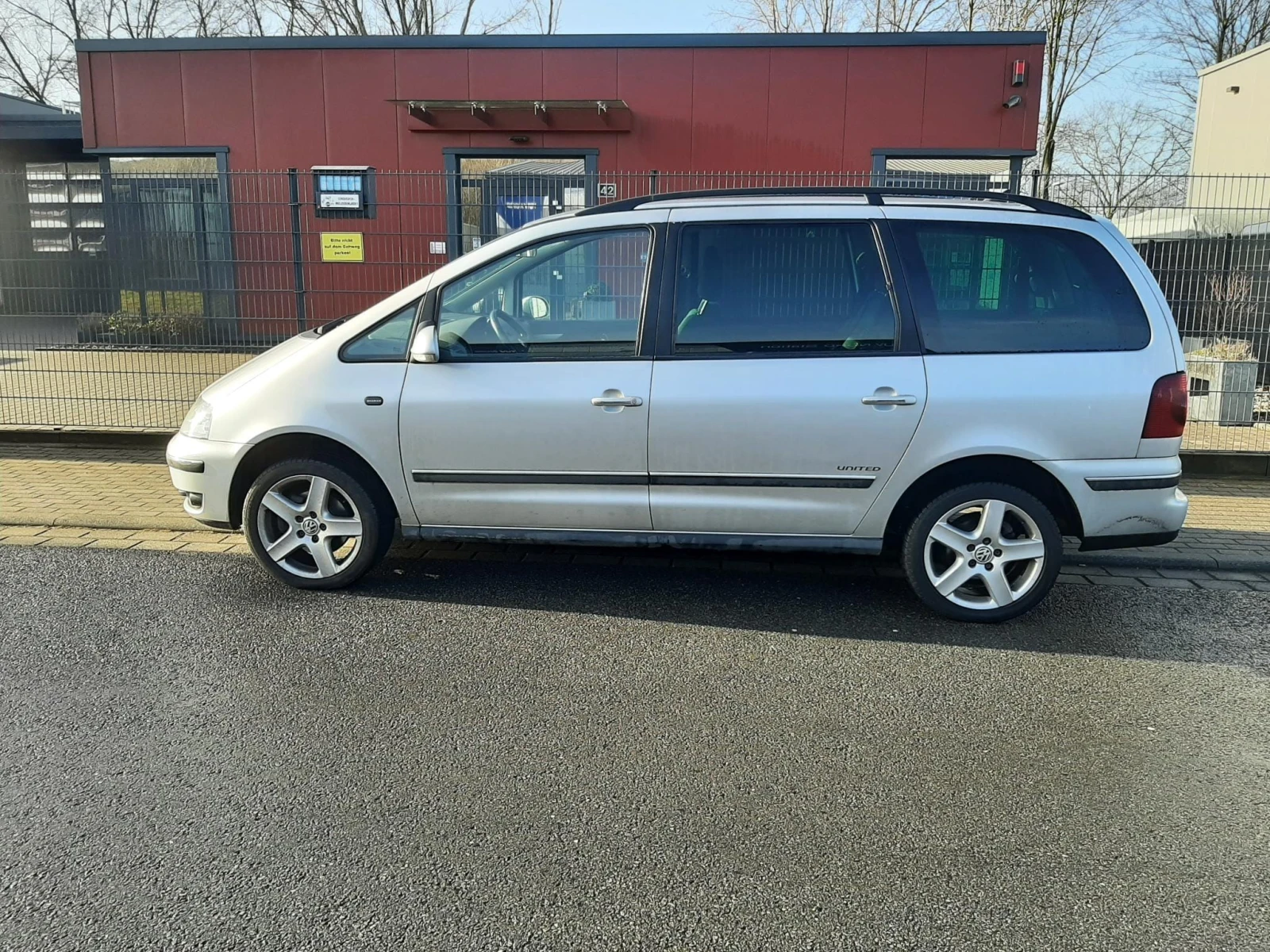 VW Sharan 1.9TDI 7местен - изображение 2