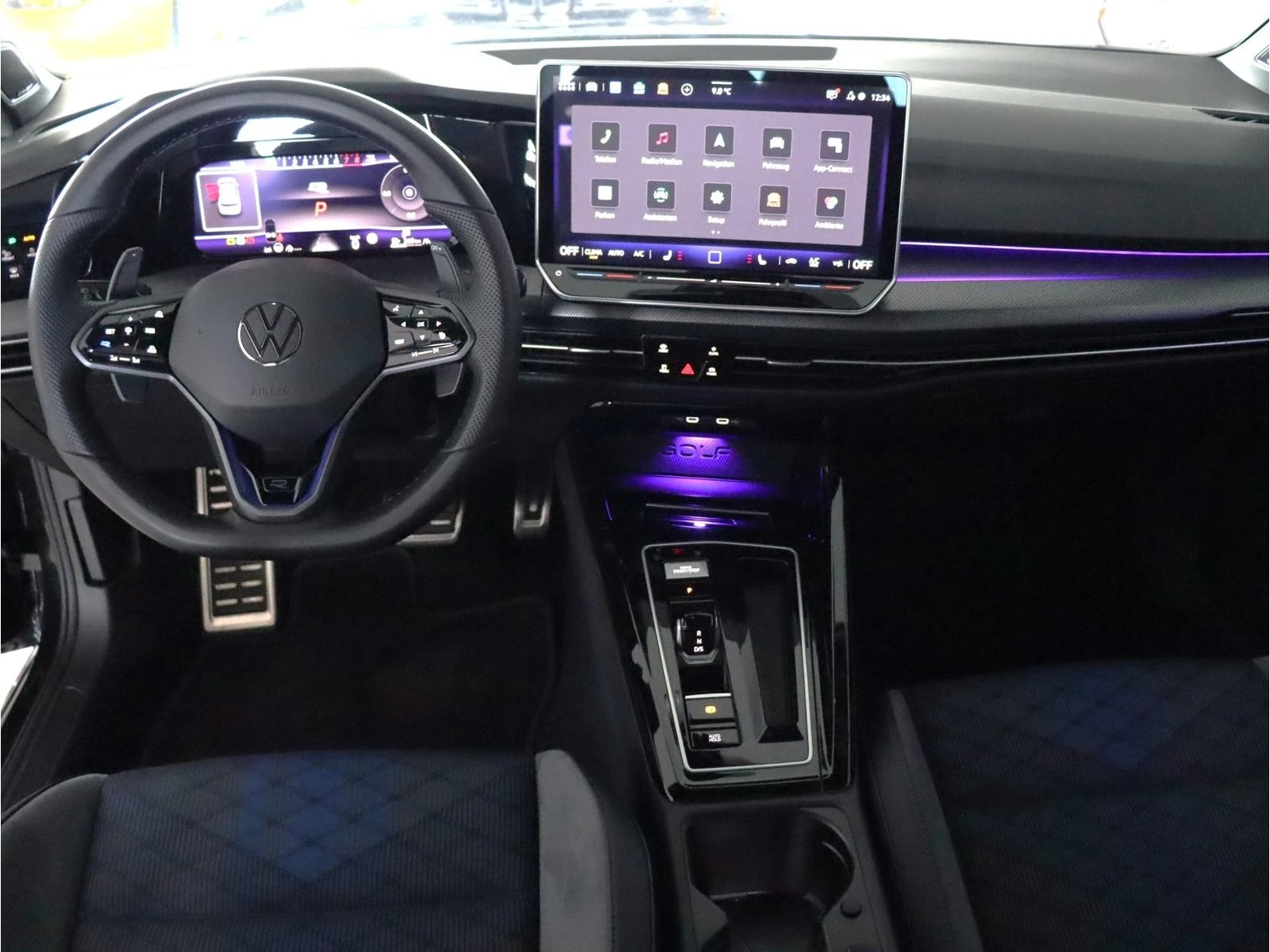 VW Golf 2.0 TSI 4MOTION R-LINE BLACK EDITION MATRIX - изображение 6