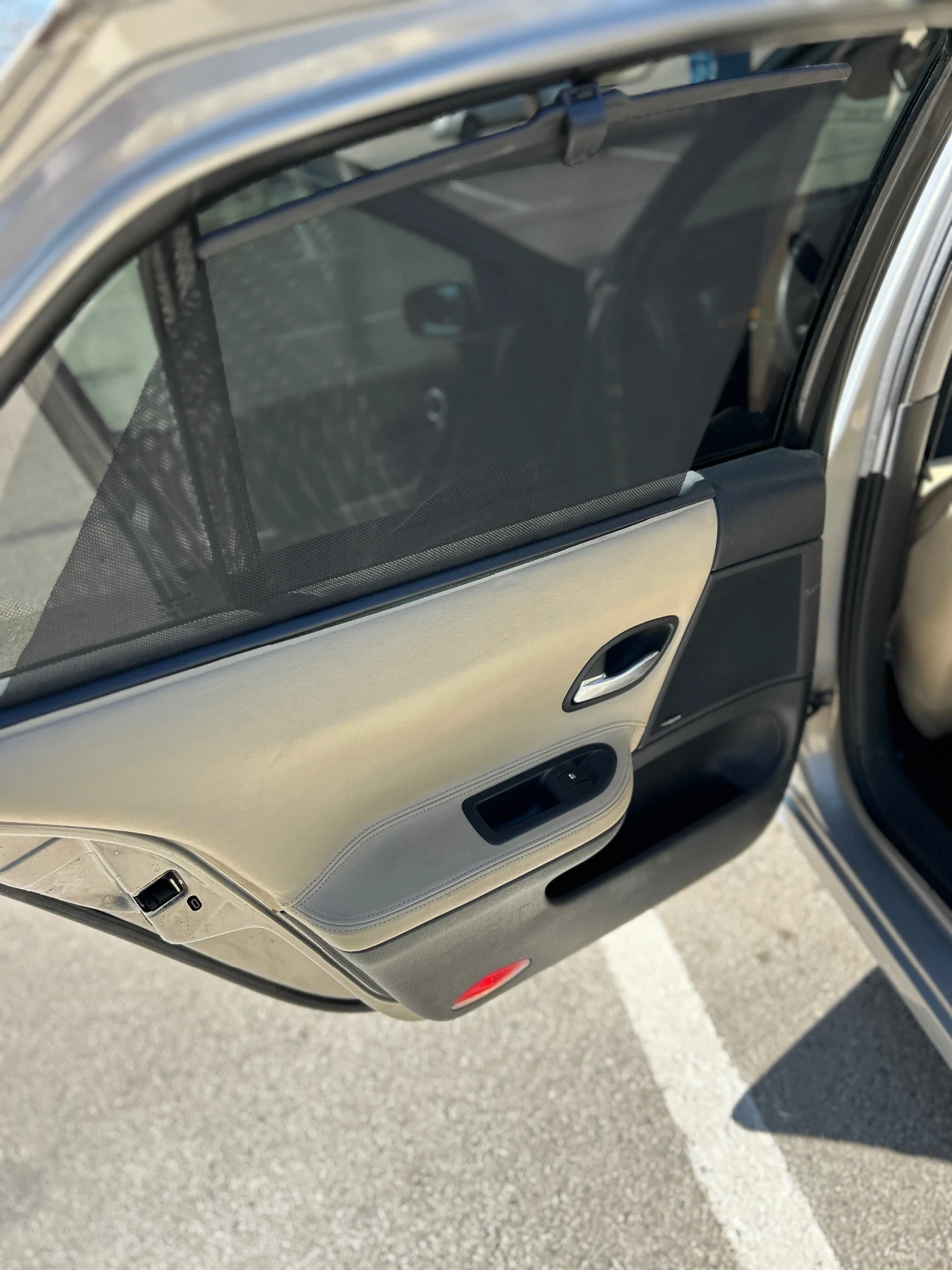 Renault Laguna 2.0i Initiale, снимка 12 - Автомобили и джипове - 53811818