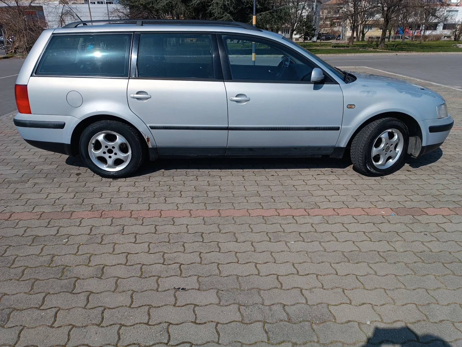 VW Passat 1, 9tdi #110кс., снимка 3 - Автомобили и джипове - 53837040