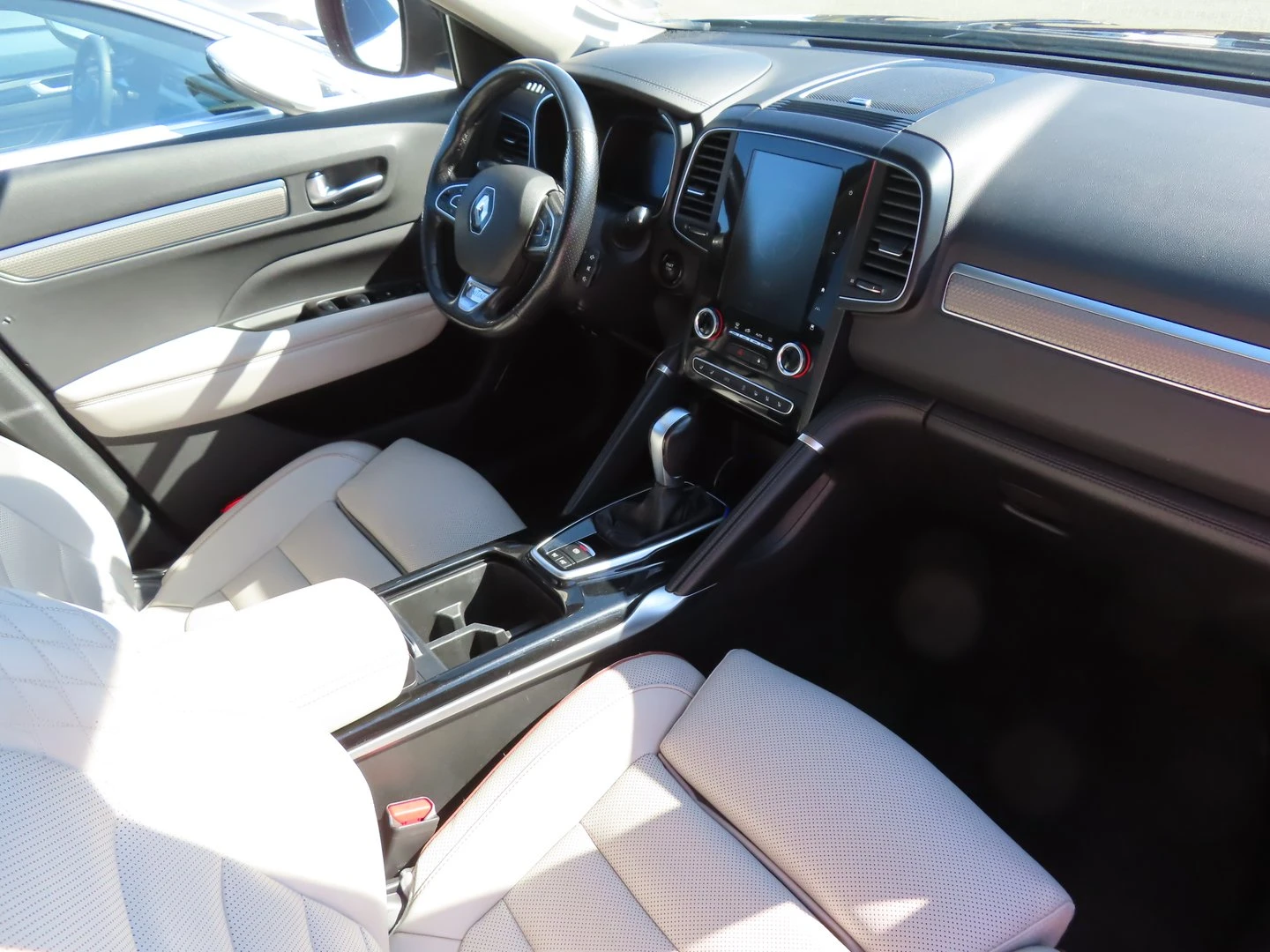 Suzuki Liana, снимка 6 - Автомобили и джипове - 54038767