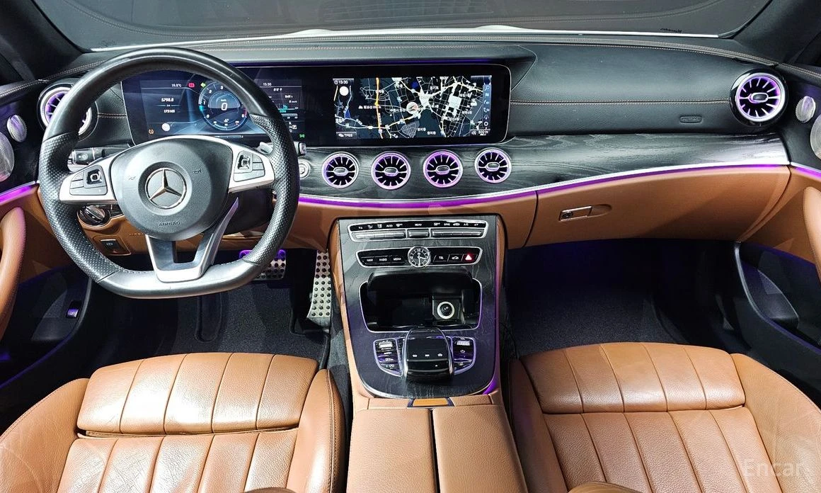 Mercedes-Benz E 220 Coupe* FACE AMG-PACK* BURMESTER* HEAD-UP* DIGITAL*, снимка 8 - Автомобили и джипове - 54219540