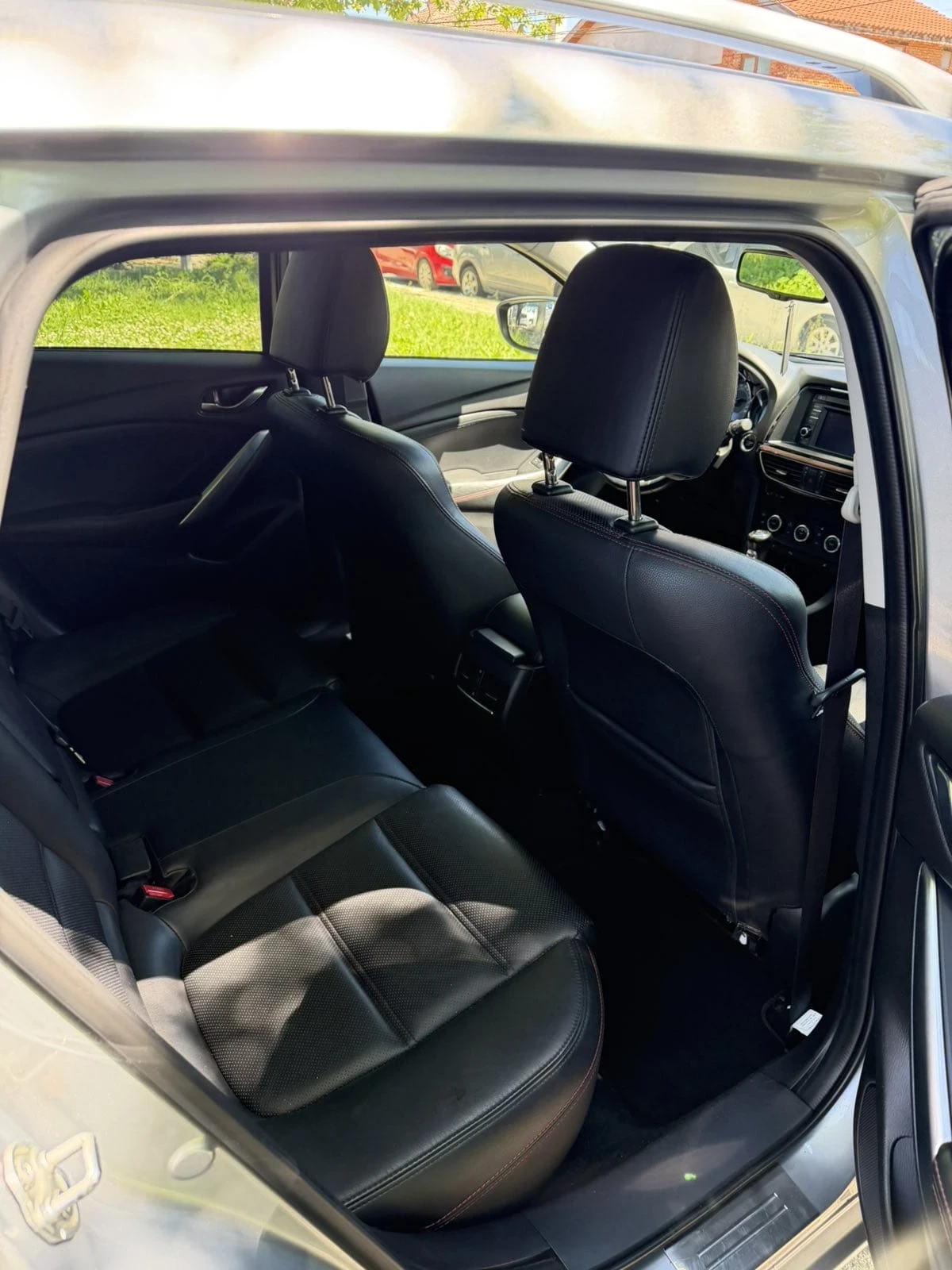 Mazda 6 2.2 DIESEL AUSTRIA, снимка 14 - Автомобили и джипове - 54593534