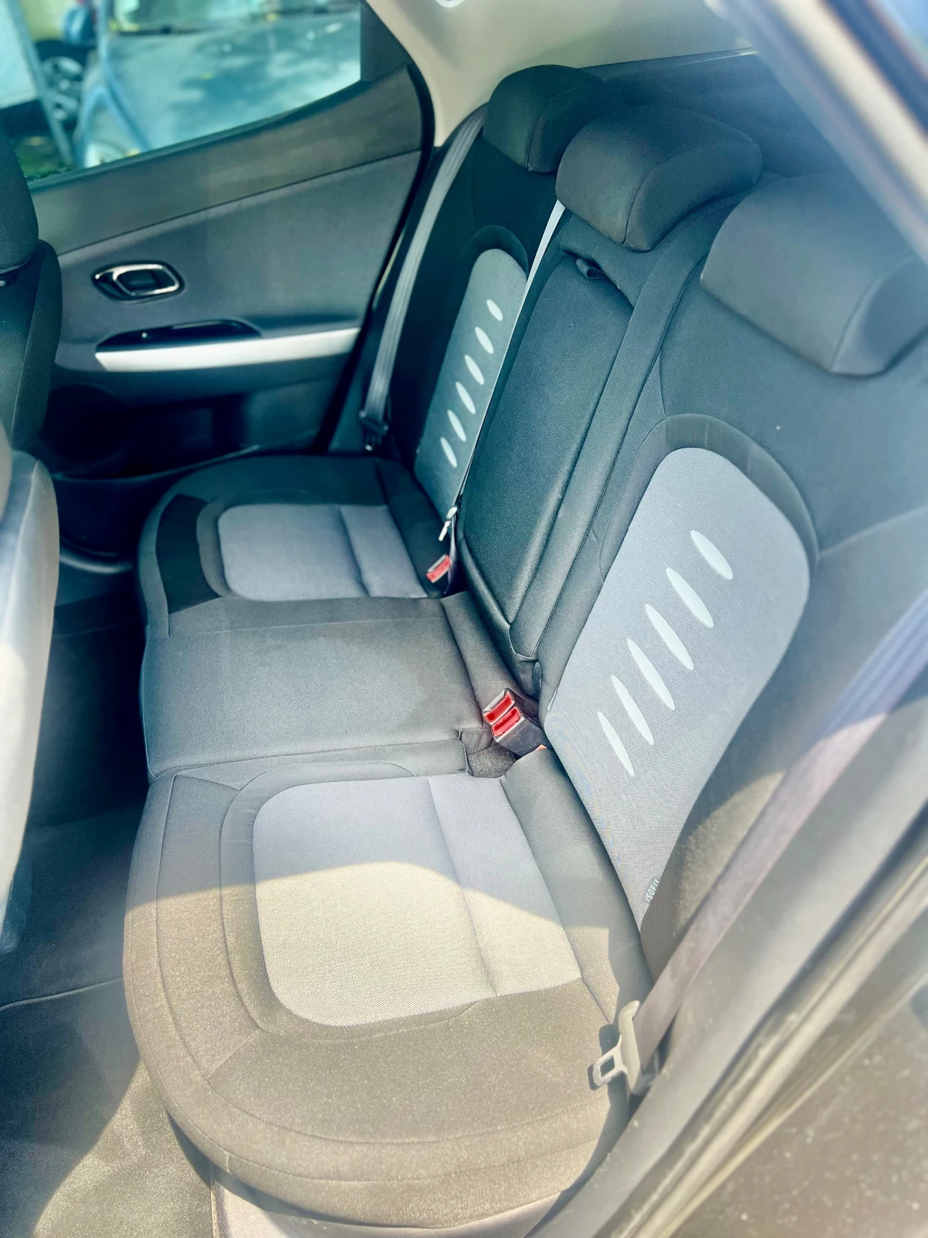 Kia Ceed 1.6i Автоматик, снимка 11 - Автомобили и джипове - 54777813