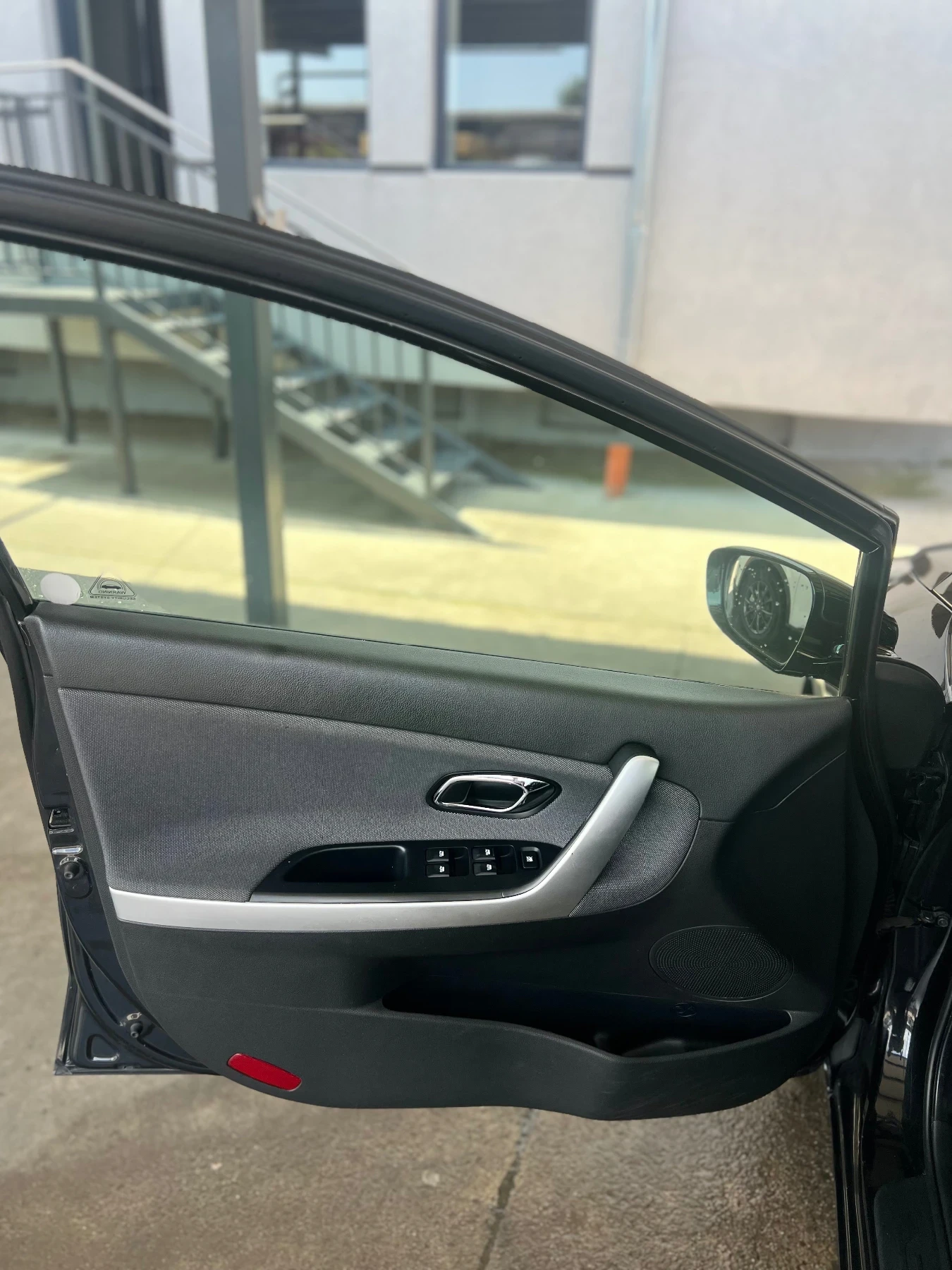 Kia Ceed 1.6i Автоматик, снимка 8 - Автомобили и джипове - 54777813