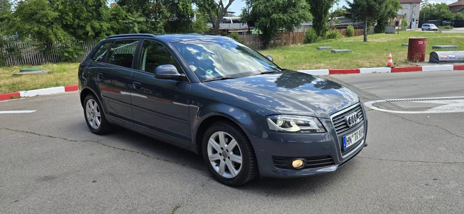 Audi A3 1800 КУБ.ТУРБО-160 К.С.-АВТОМАТ-SPORTBEC, снимка 7 - Автомобили и джипове - 54913355