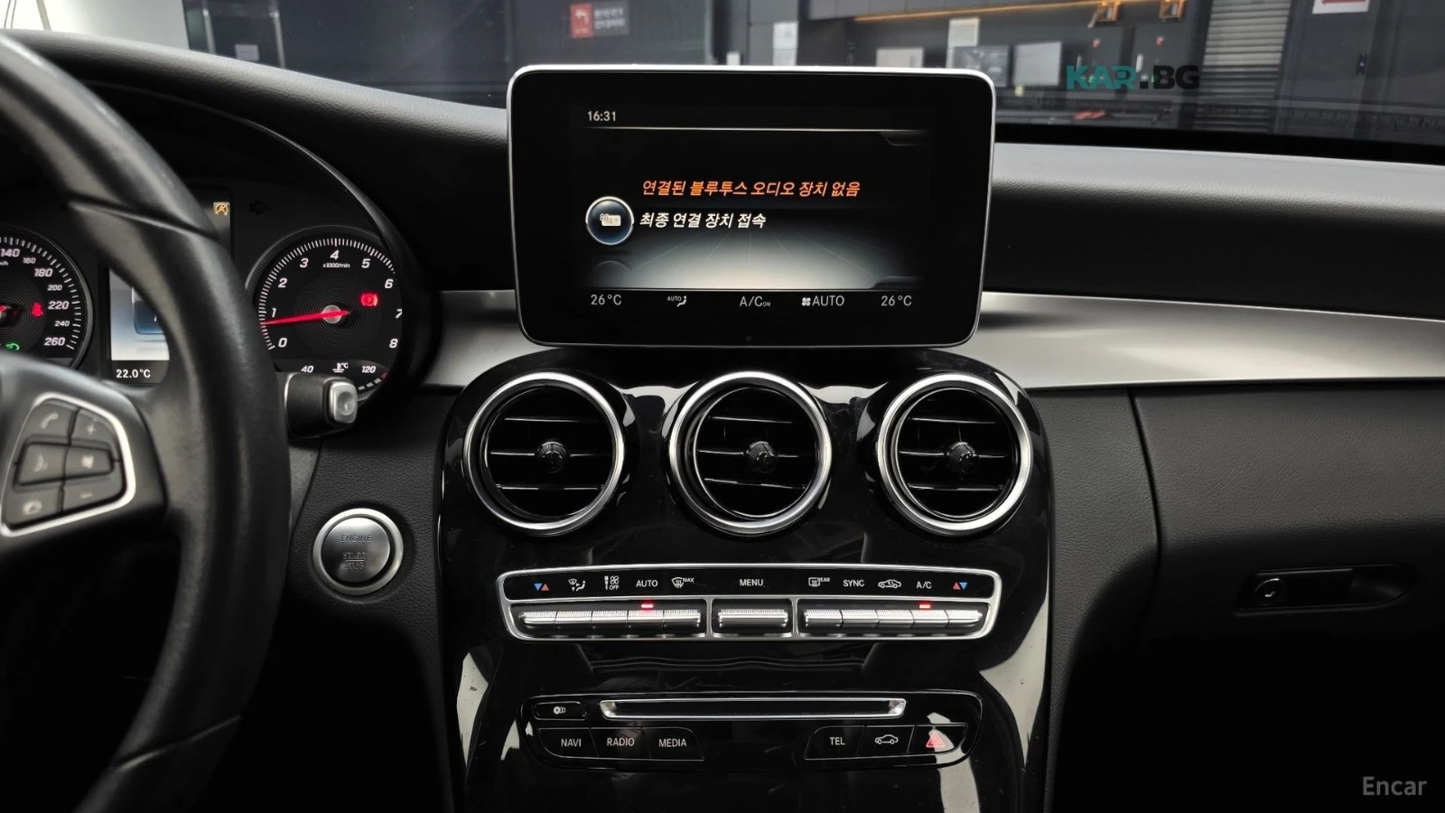 Mercedes-Benz C 200 КОЖА* ПАНО* ОБДУХВ* 360, снимка 12 - Автомобили и джипове - 55014455