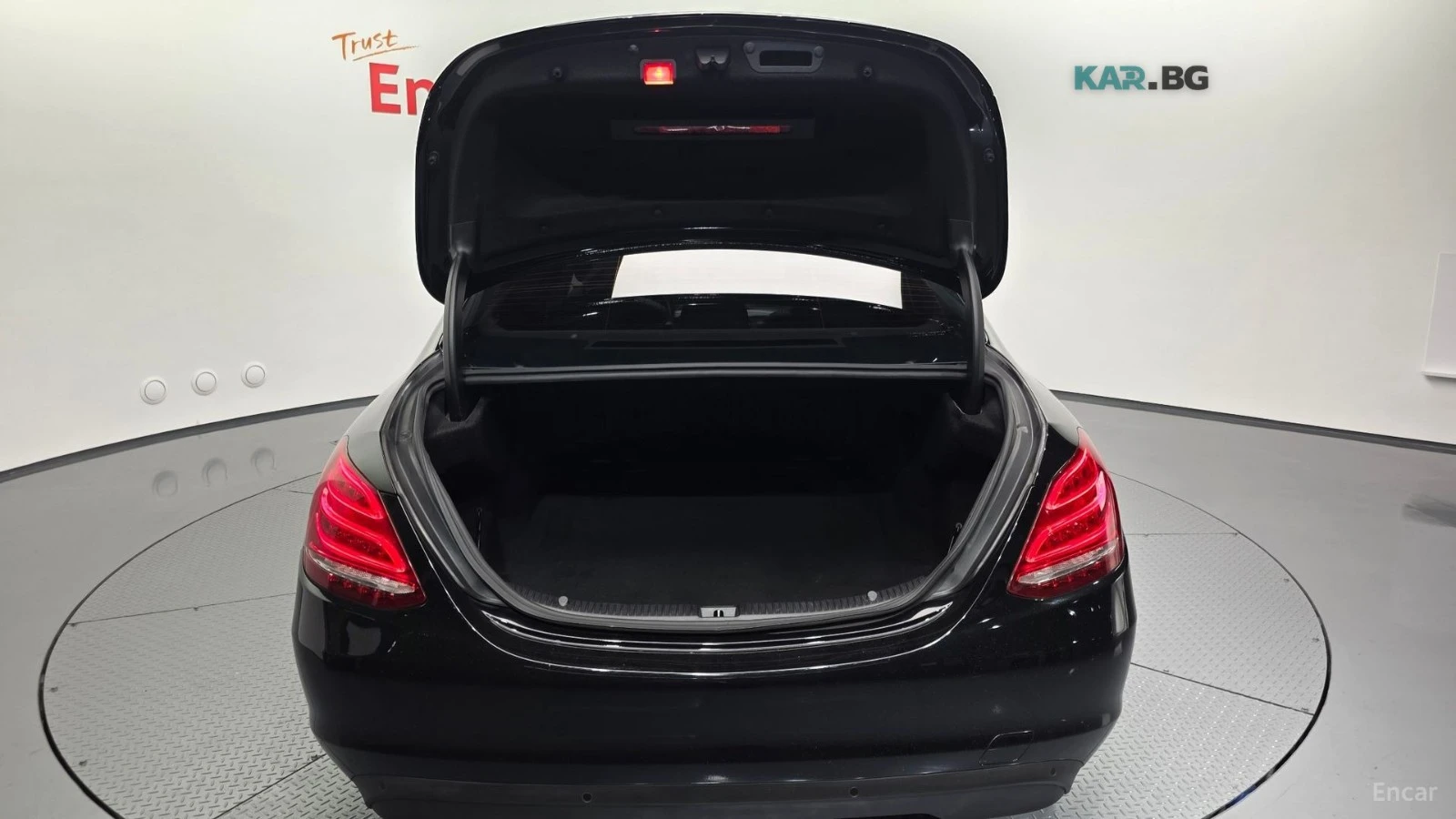 Mercedes-Benz C 200 КОЖА* ПАНО* ОБДУХВ* 360, снимка 17 - Автомобили и джипове - 55014455