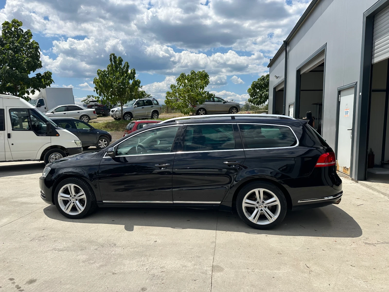 VW Passat 2.0TDI DSG Highline, снимка 4 - Автомобили и джипове - 55175877
