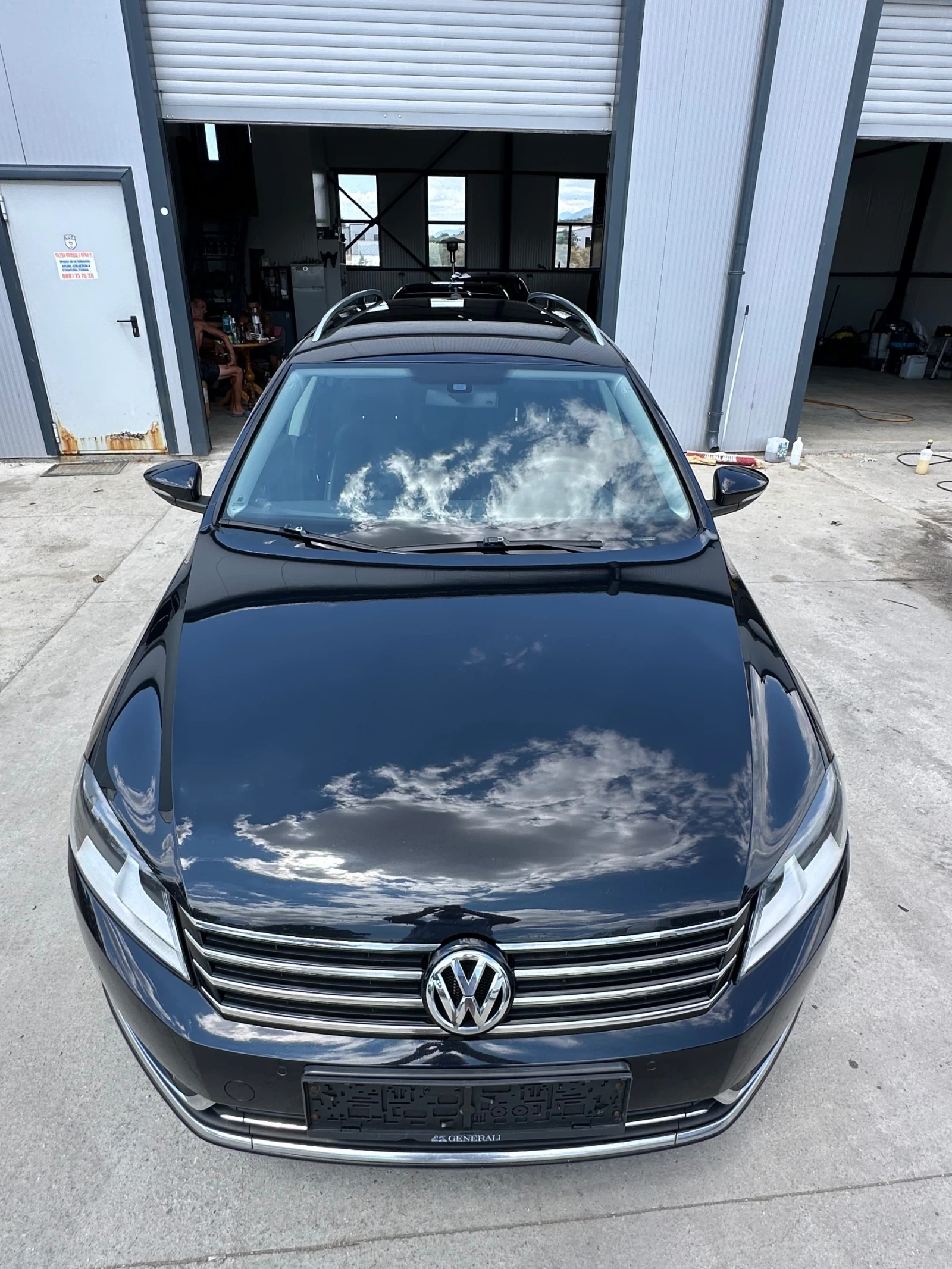 VW Passat 2.0TDI DSG Highline, снимка 4 - Автомобили и джипове - 56213846