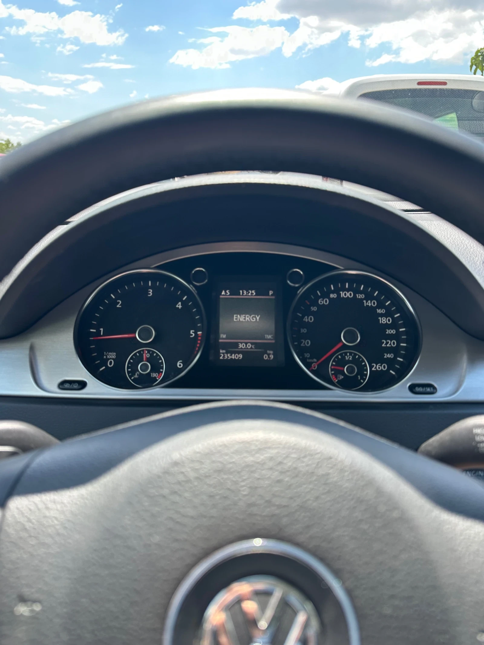 VW Passat 2.0TDI DSG Highline, снимка 11 - Автомобили и джипове - 55410114