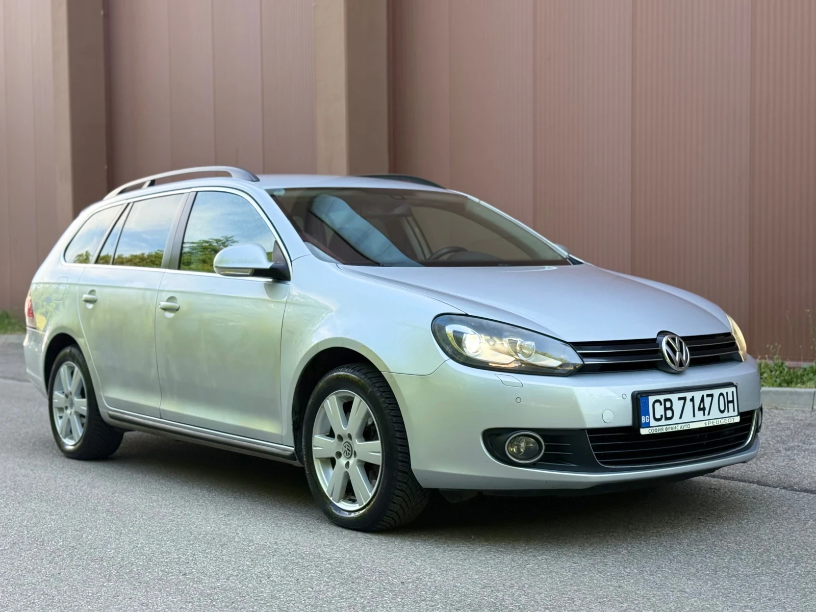 VW Golf 1.6D 4x4 ГАРАНЦИЯ 6 МЕСЕЦА ИЛИ 5000КМ, снимка 6 - Автомобили и джипове - 55184413