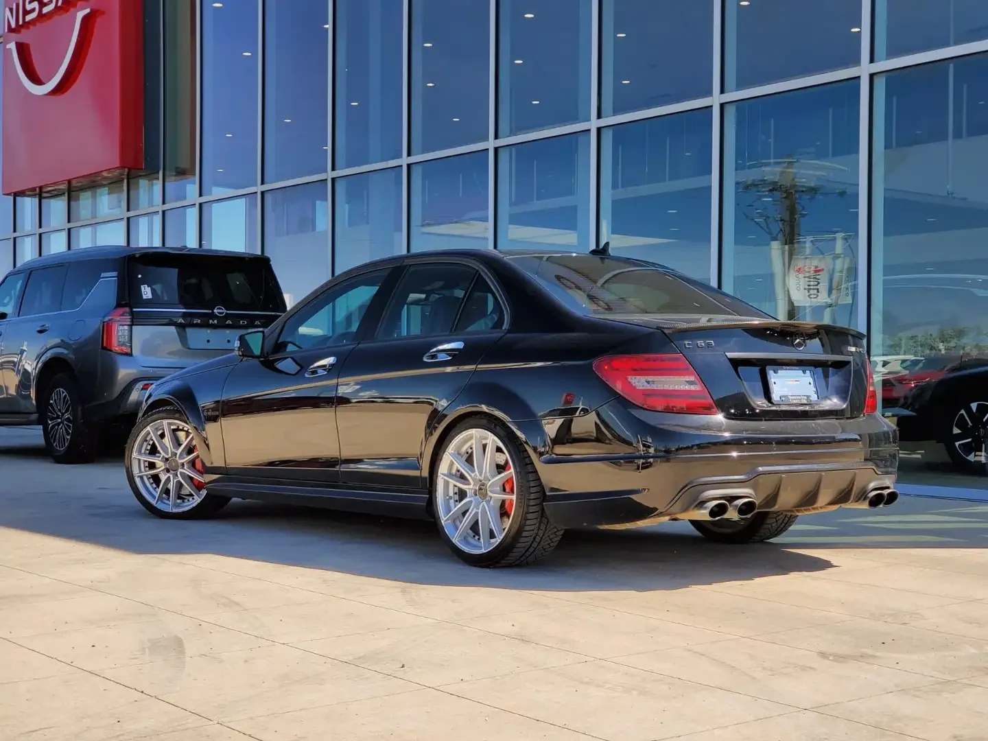 Mercedes-Benz C 63 AMG 6.2* V8* FACELIFT* DESIGNO* CARBON* , снимка 2 - Автомобили и джипове - 55612317