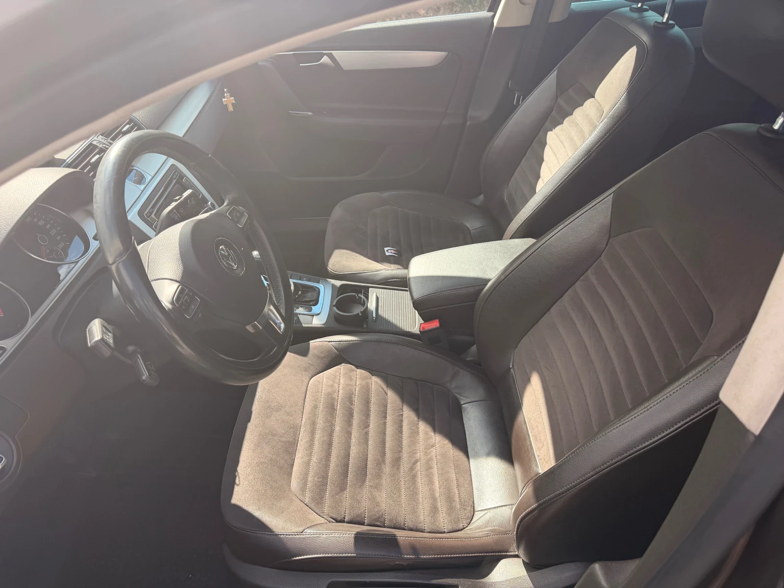 VW Passat, снимка 11 - Автомобили и джипове - 56181738