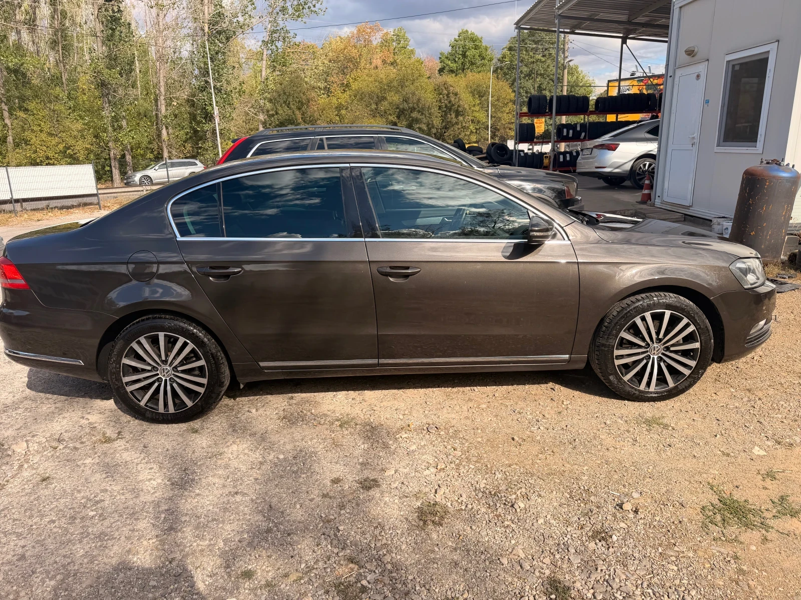 VW Passat, снимка 4 - Автомобили и джипове - 56181738