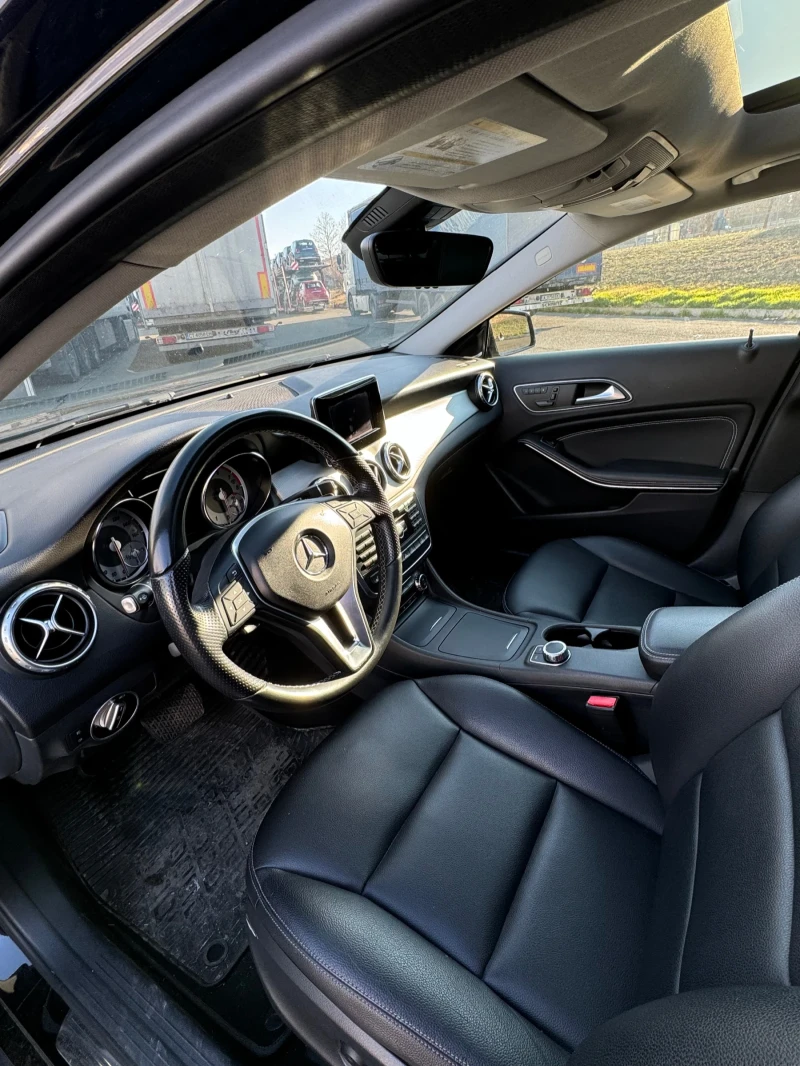 Mercedes-Benz GLA 250 4 MATIC 118000 Км, снимка 12 - Автомобили и джипове - 48436727