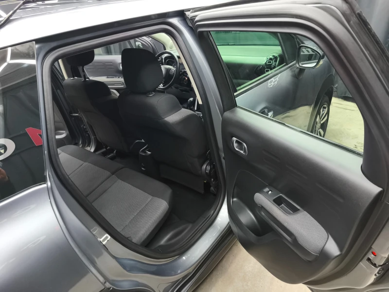 Citroen C3 Aircross 1.2i , снимка 11 - Автомобили и джипове - 52373340