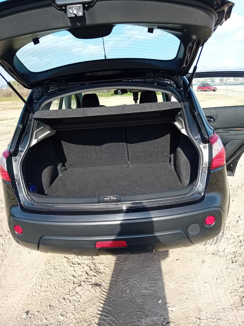Nissan Qashqai 1.5 DCI, снимка 5 - Автомобили и джипове - 52503733