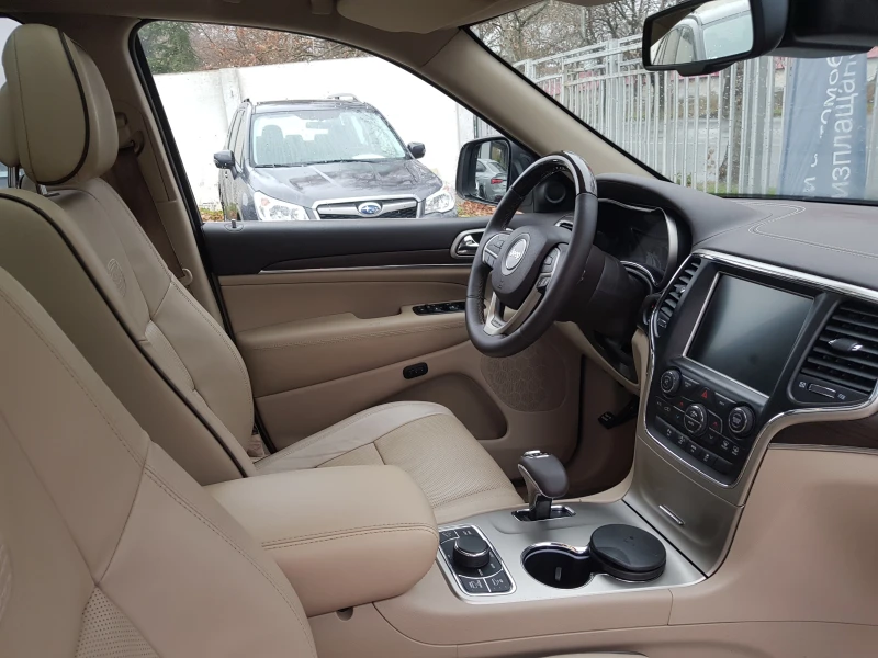 Jeep Grand cherokee 3.0/250kc/OVERLAND, снимка 15 - Автомобили и джипове - 53029968