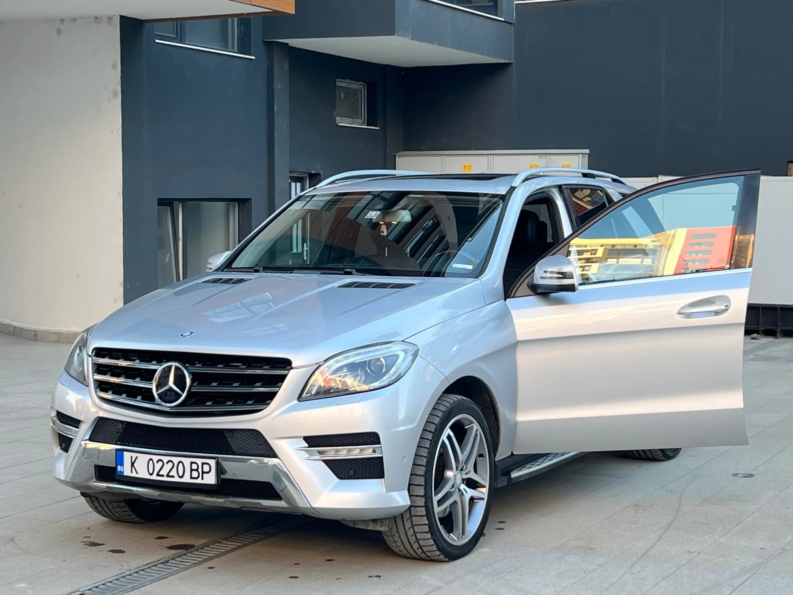 Mercedes-Benz ML 350 DISTRONIC* AMG* ПУРЖИНИ* TV* BANGOLUFSEN - изображение 2