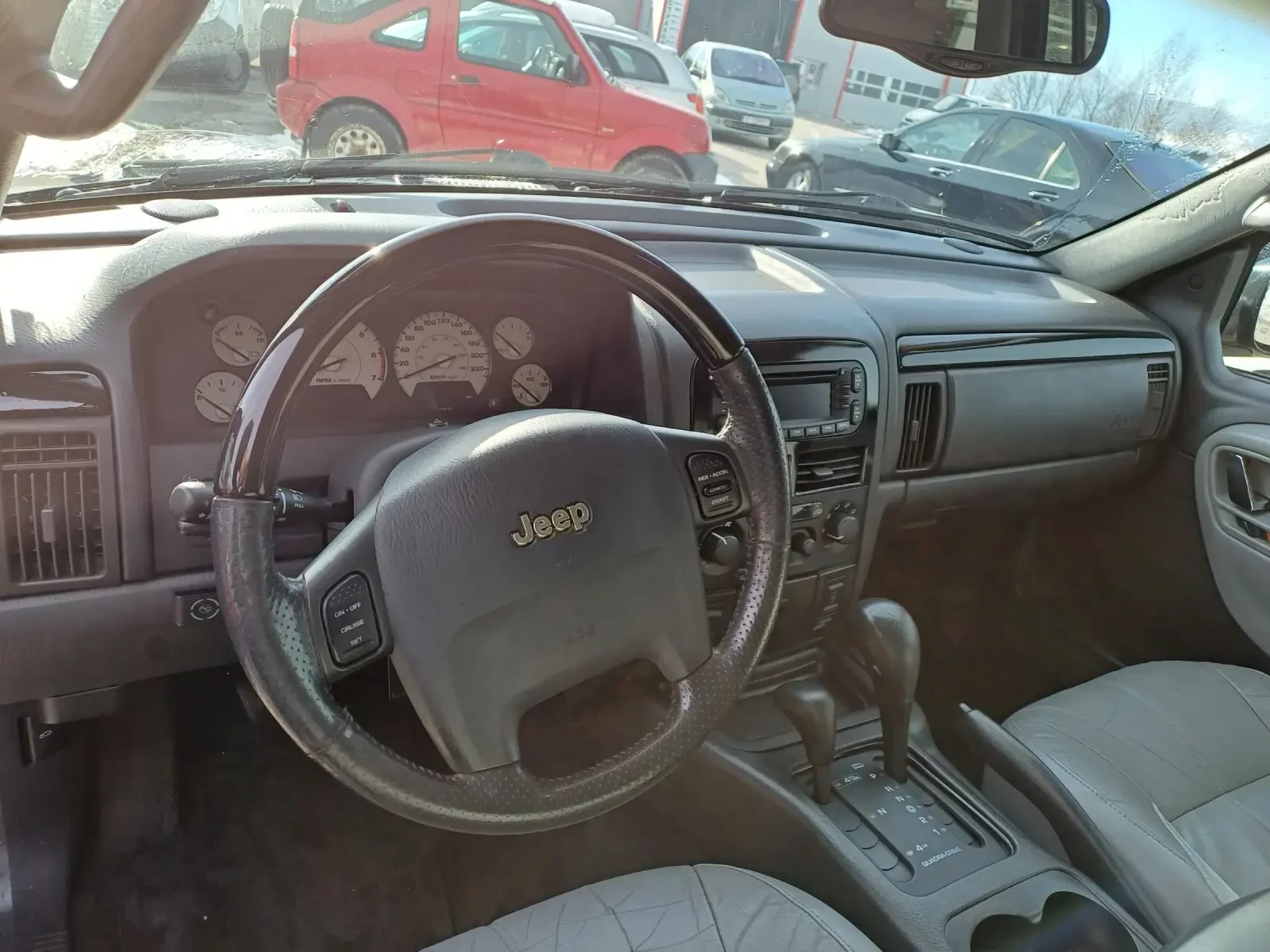 Jeep Grand cherokee 4.7 V8 H.O  - изображение 2