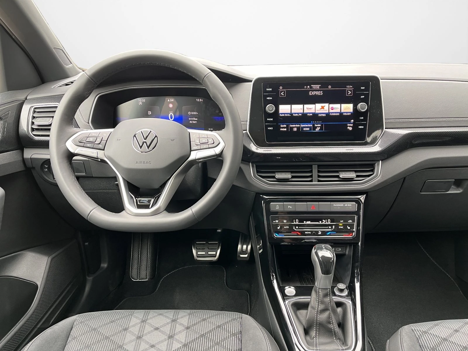VW T-Cross 1.5 TSI DSG R- LINE NAVI CAMERA - изображение 5