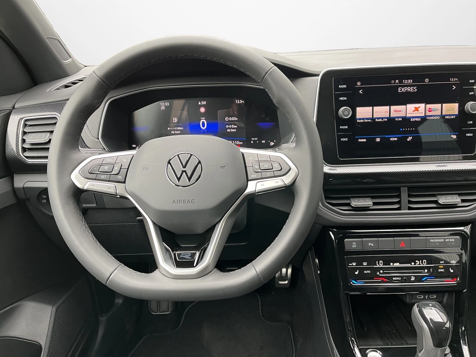 VW T-Cross 1.5 TSI DSG R- LINE NAVI CAMERA - изображение 6