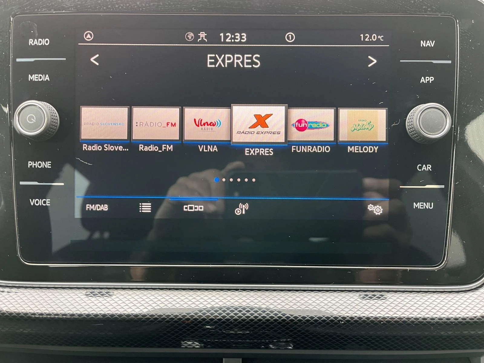 VW T-Cross 1.5 TSI DSG R- LINE NAVI CAMERA - изображение 7