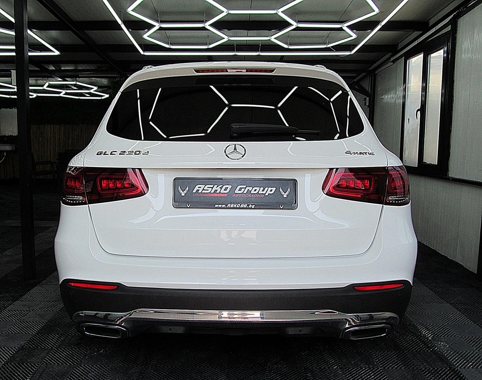 Mercedes-Benz GLC 220 AMG/PANORAMA/360-kamera/KylessGo/СОБСТВЕН ЛИЗИНГ - изображение 5