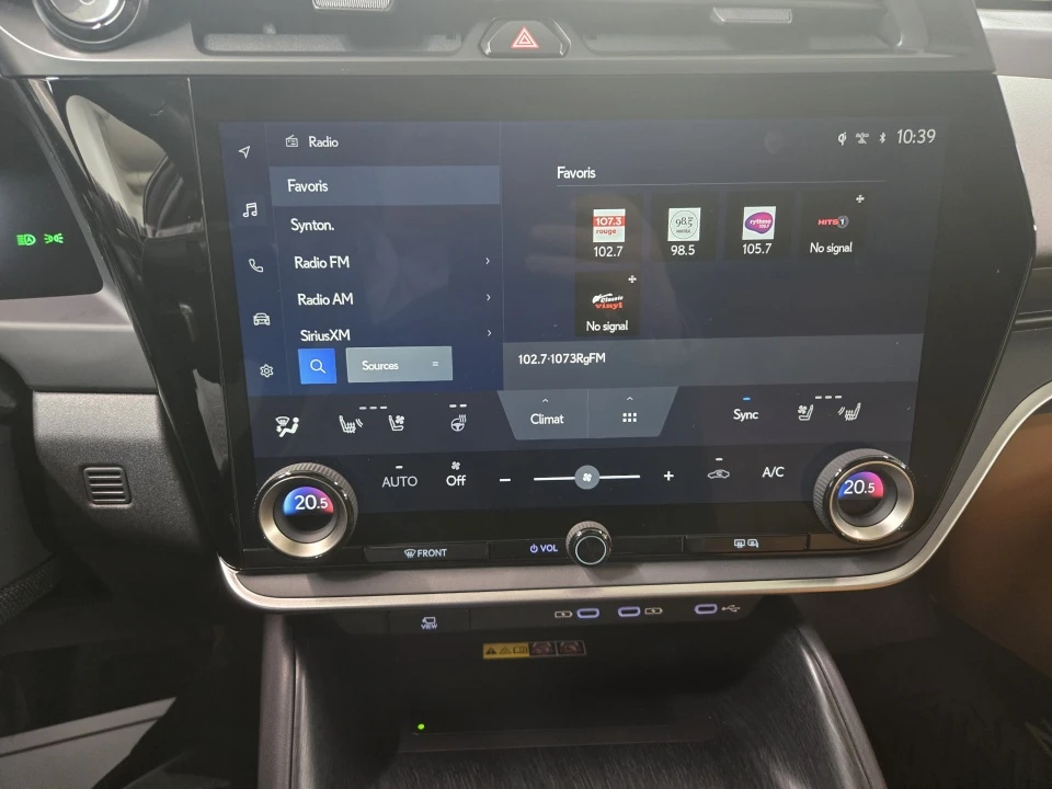 Lexus RZ 450e / Luxury / NAVI / PANO, снимка 13 - Автомобили и джипове - 53782190