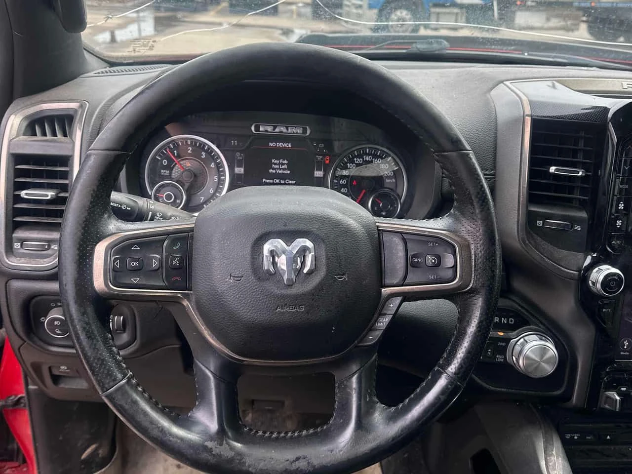Dodge RAM 1500 * Sport * CARFAX * БЕЗ ПЪРВОНАЧАЛНА ВНОСКА, снимка 8 - Автомобили и джипове - 54761567