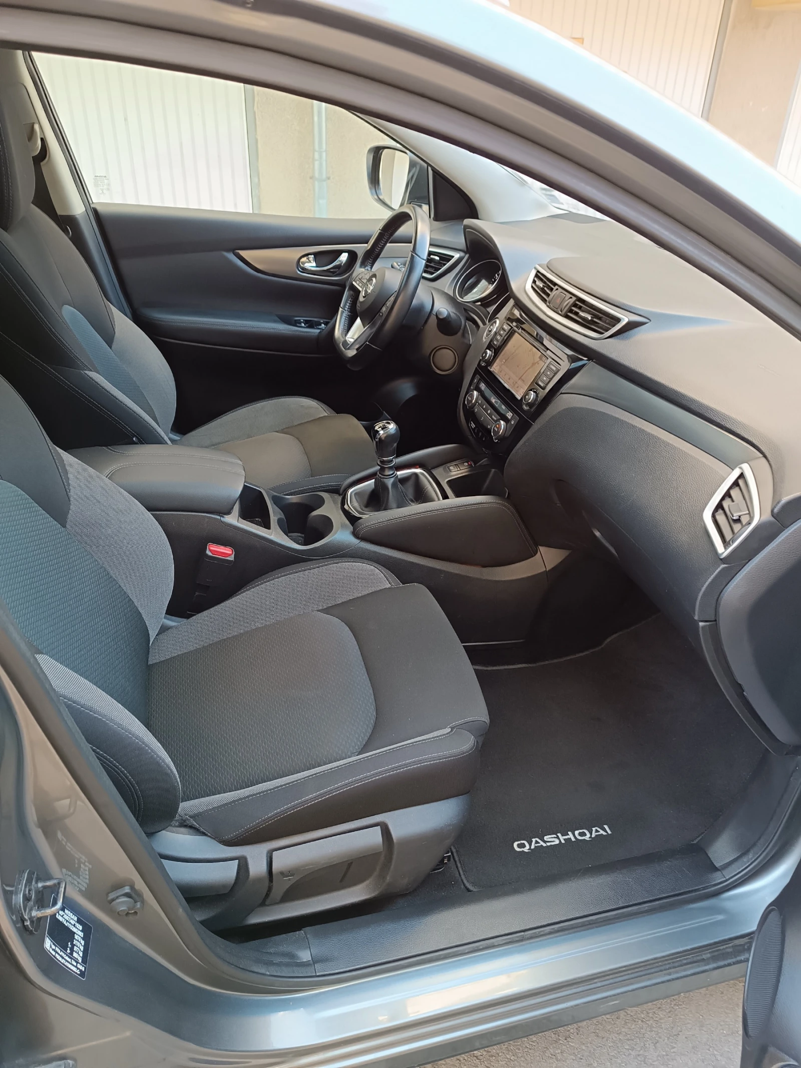 Nissan Qashqai 140 к с Евро 6 D, снимка 5 - Автомобили и джипове - 55680169