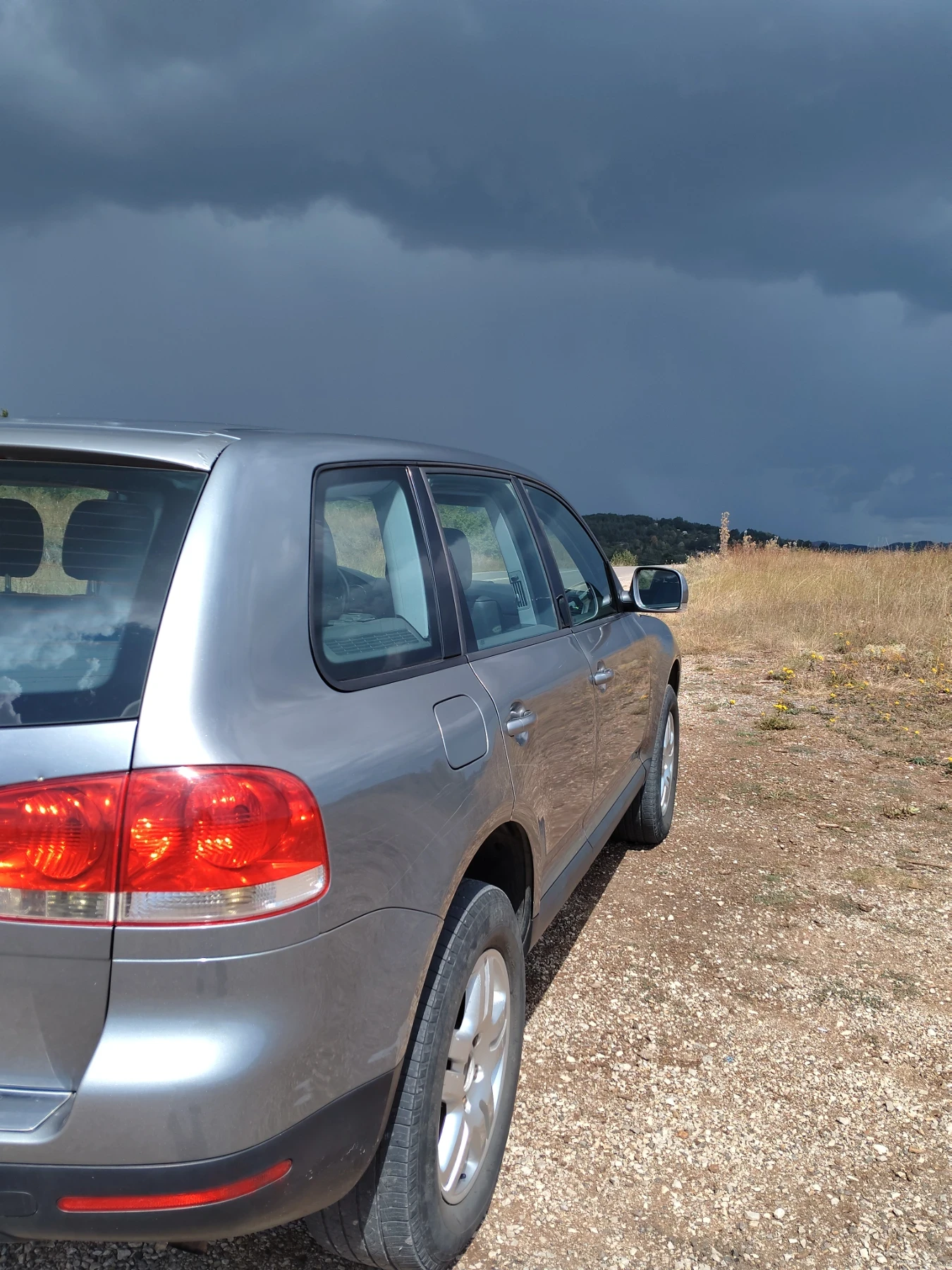 VW Touareg, снимка 5 - Автомобили и джипове - 55932101