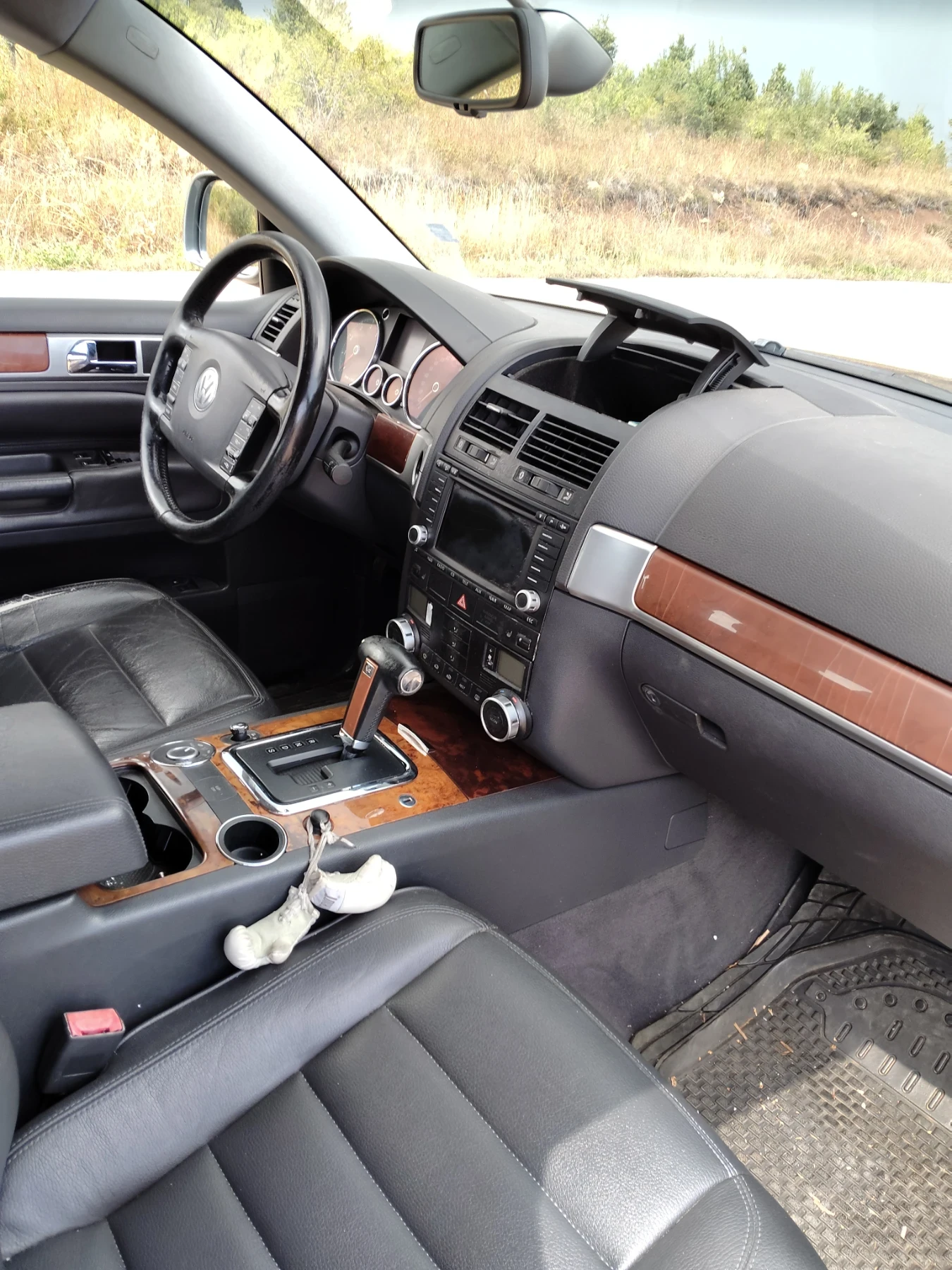 VW Touareg, снимка 10 - Автомобили и джипове - 55932101
