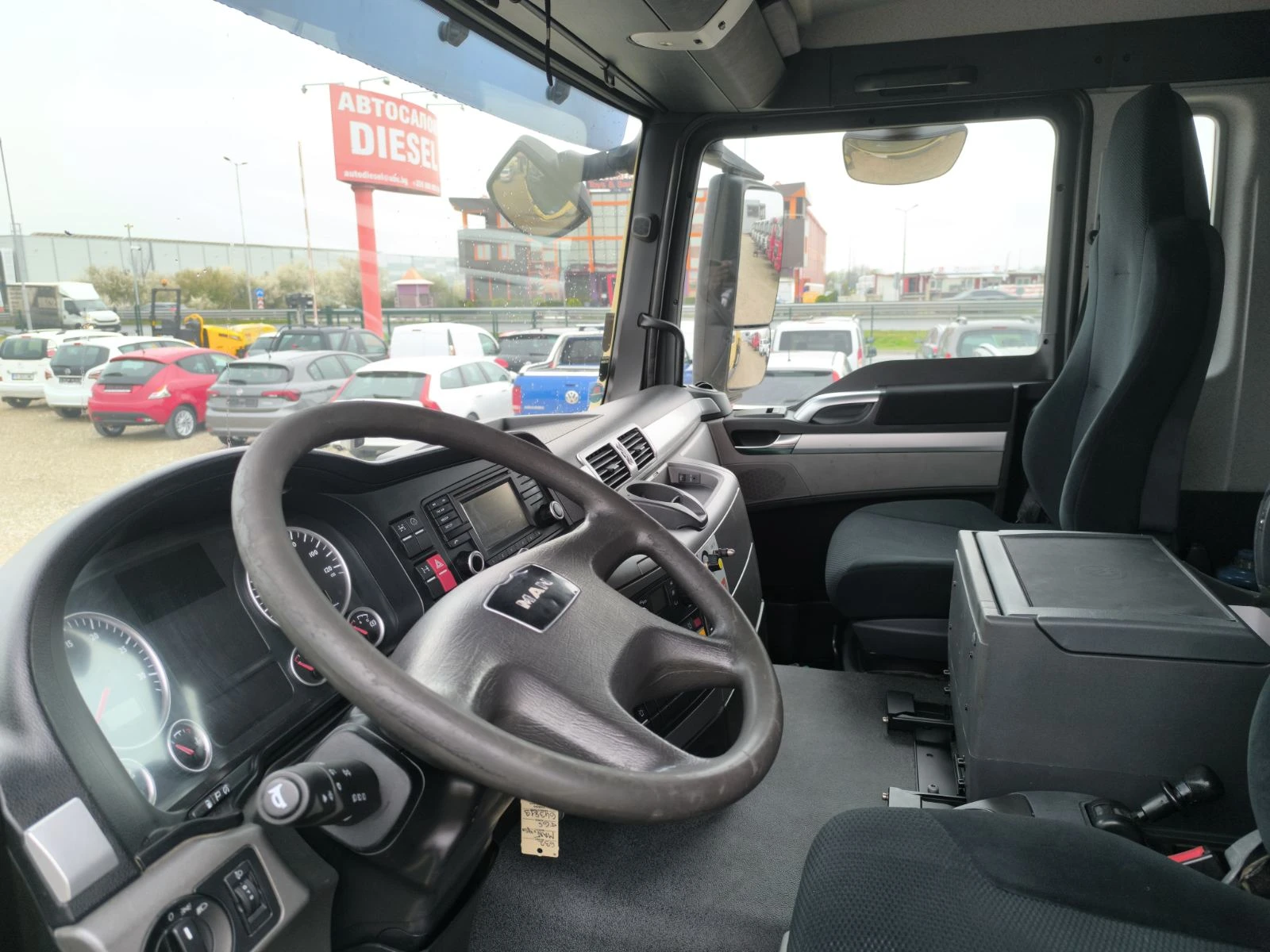 Бетон миксер Man TGS 32.400 KARRENA 6M3 HMF 3220, снимка 9 - Индустриална техника - 54055558