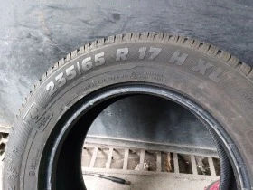 Гуми Зимни 235/65R17, снимка 6
