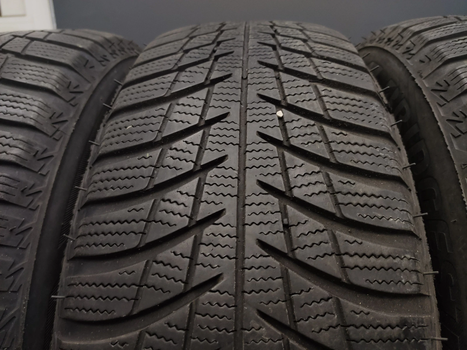  215/65R17 | Mobile.bg   3