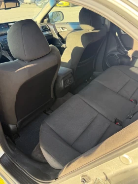 Honda Accord Седан, снимка 15