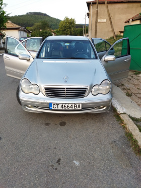 Mercedes-Benz C 220, снимка 1