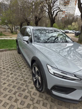 Volvo V60 Cross Country 