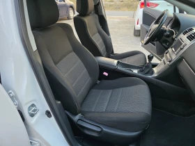 Toyota Avensis 2.0 D4D Панорама Navi Камера - 13800 лв. / 7055.83 € - 77945593 7