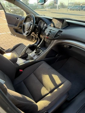 Honda Accord Седан, снимка 11