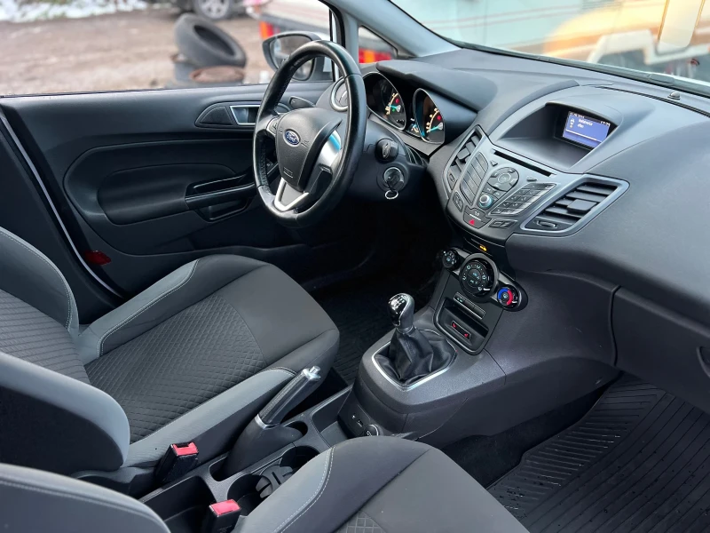 Ford Fiesta Euro 6//Titanium, снимка 10 - Автомобили и джипове - 48544769