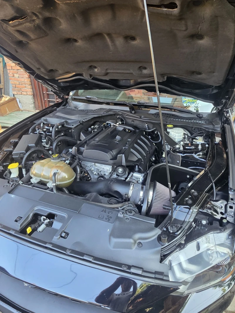 Ford Mustang 2.3 ecoboost, снимка 13 - Автомобили и джипове - 49244521