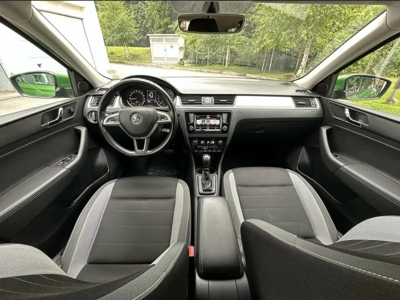 Skoda Rapid 1.4D / AUTOMATIC, снимка 10 - Автомобили и джипове - 50476065