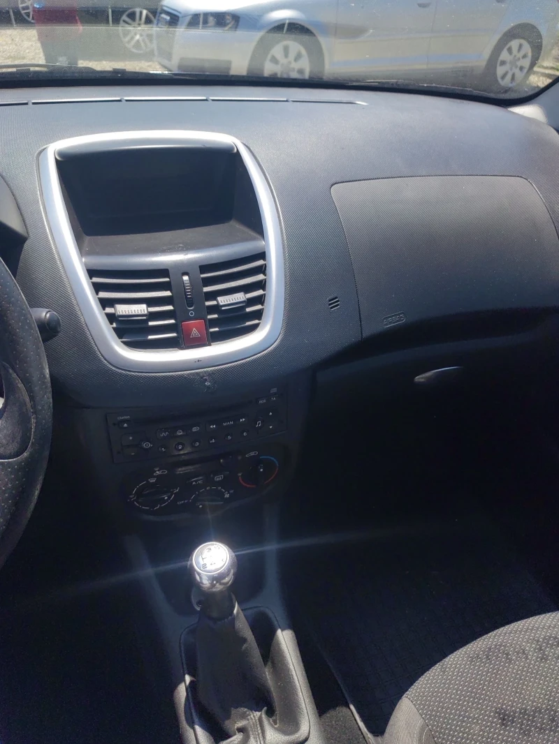Peugeot 206, снимка 11 - Автомобили и джипове - 52461372