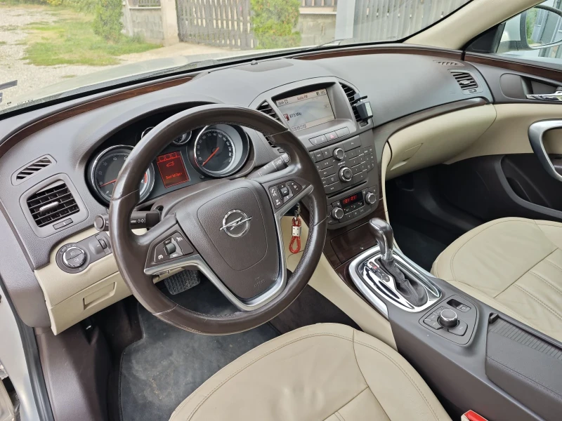 Opel Insignia, снимка 9 - Автомобили и джипове - 52448629