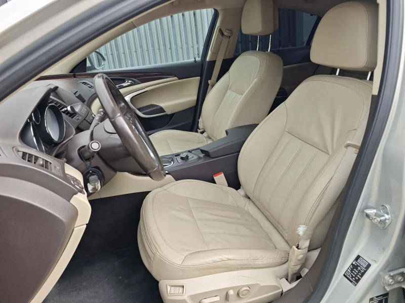 Opel Insignia, снимка 10 - Автомобили и джипове - 52448629